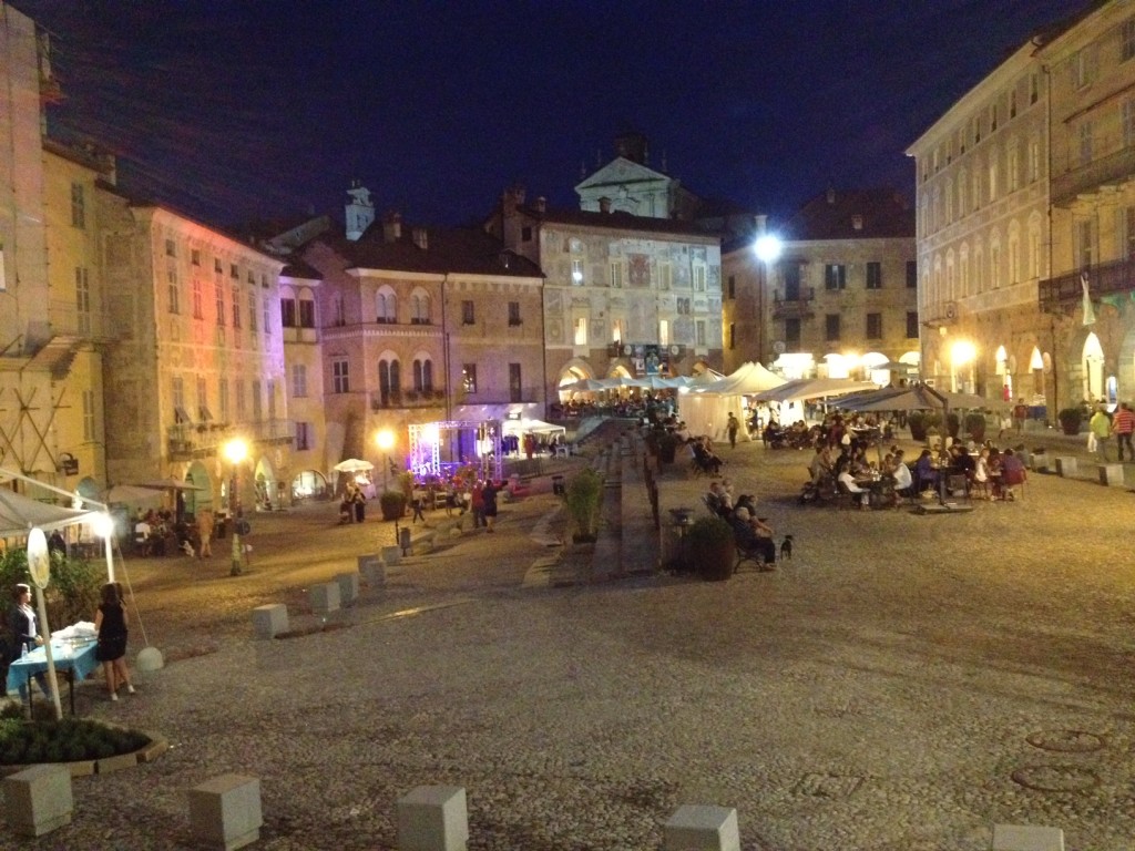 Mondovì, Piazza maggiore