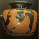 Orfeo ucciso dalle baccanti, stamnos a figure rosse, V secolo a.C., Parigi, Louvre (Wikimedia Commons)